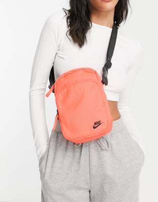Nike heritage orange clearance