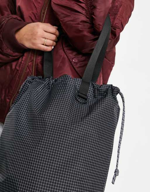 Nike heritage tote bag black on sale