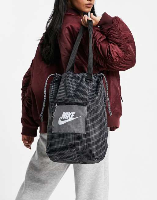 Nike heritage clearance tote bag