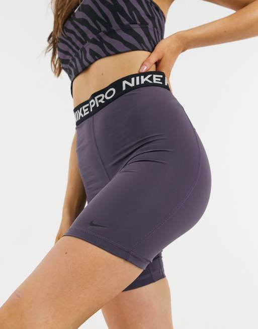 Nike high rise 7 inch legging shorts in black