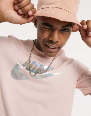 pale pink nike shirt
