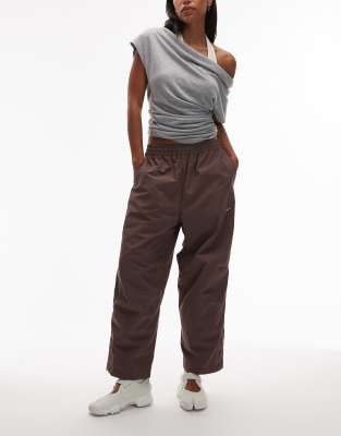 Nike - Hose aus Webstoff in Dunkellila mit geradem Schnitt-Brown
