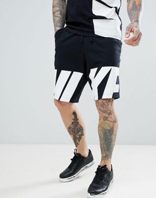 Nike - Hybrid - Shorts met groot logo in zwart 885951-010