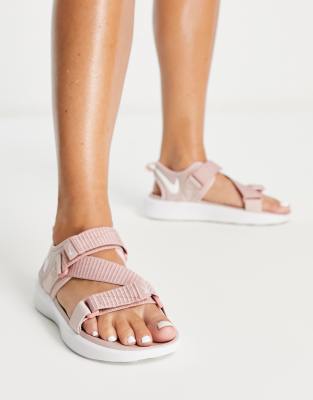 nike universal sandals