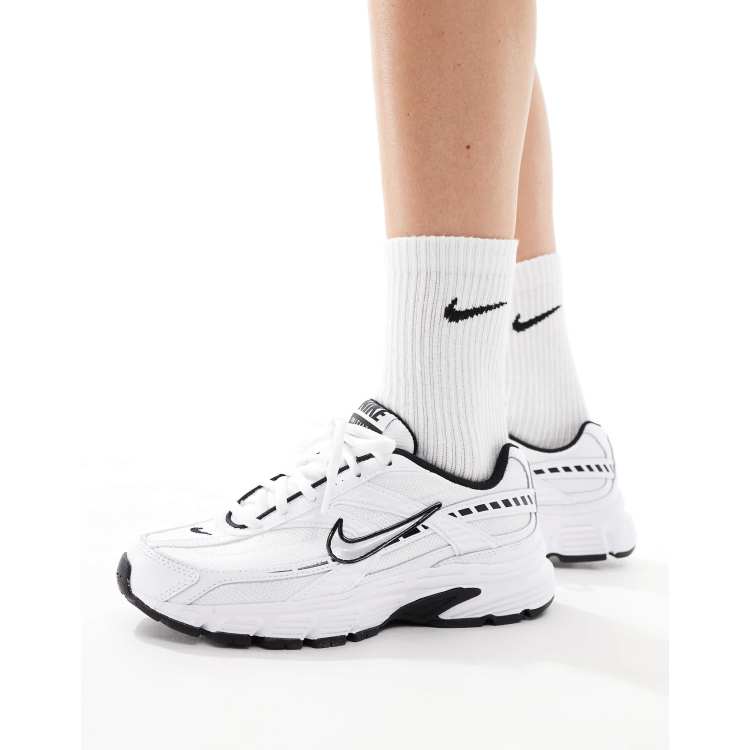 ☆送料無料☆ NIKE INITIATOR M WHITE BLACK ☆ Nike Initiator sneakers in white and black | ASOS
