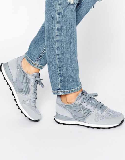 nike internationalist grise