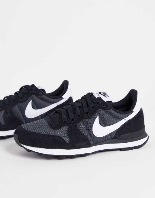 Nike – Internationalist – Buty sportowe w kolorach czarnym i przydymionej szarości