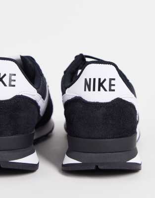 nike internationalist nylon sneakers