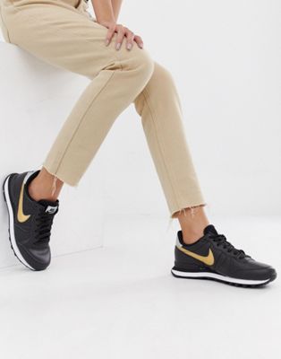 Nike - Internationalist - Sneakers nere e oro
