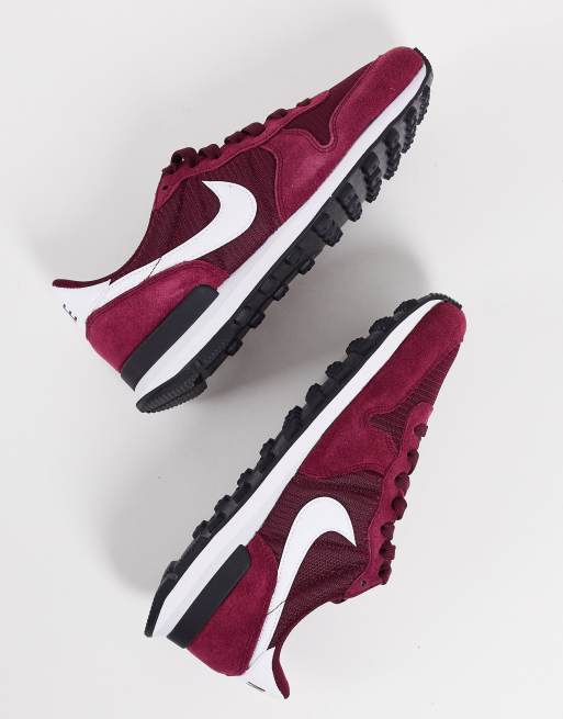 Nike burgundy internationalist suede on sale trainers