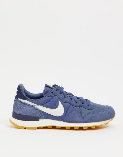 Nike Internationalist trainers in navy