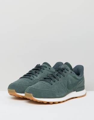 nike internationalist vintage green