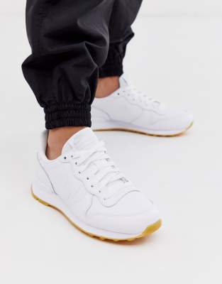 Nike Internationalist trainers in white 