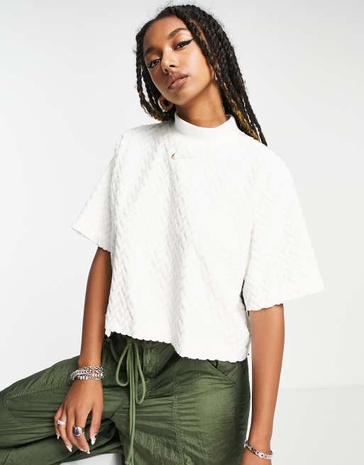 Udløbet centeret dis Nike jacquard all over print boxy t-shirt in cream | ASOS