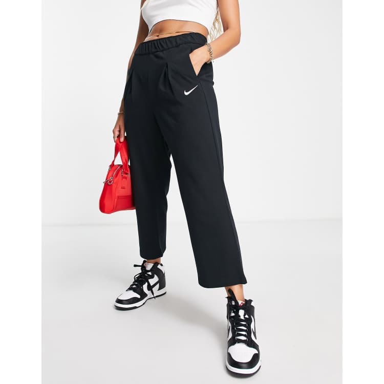 Nike jersey capri pants in white