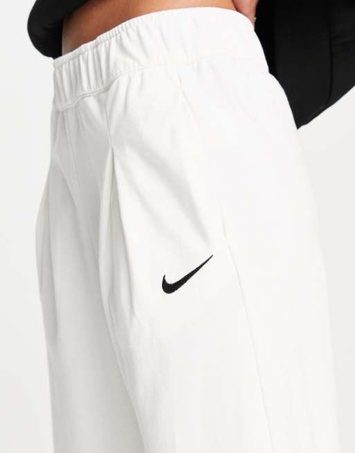 Nike jersey capri pants in white