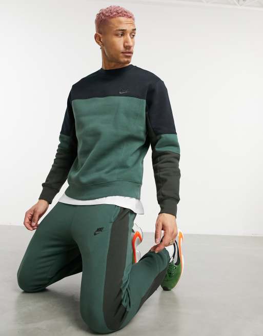 Nike jogger best sale color block