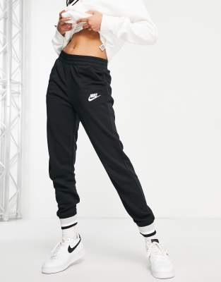 All black best sale nike joggers