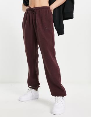 Nike joggers in burgundy-Red