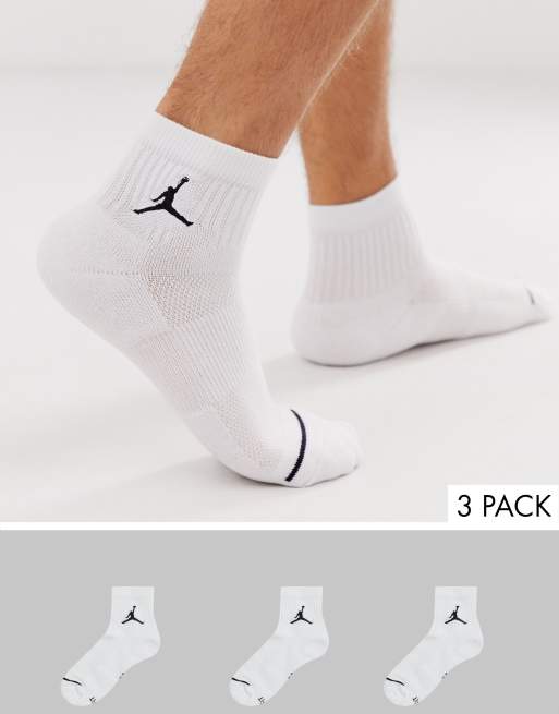 Jordans store with socks