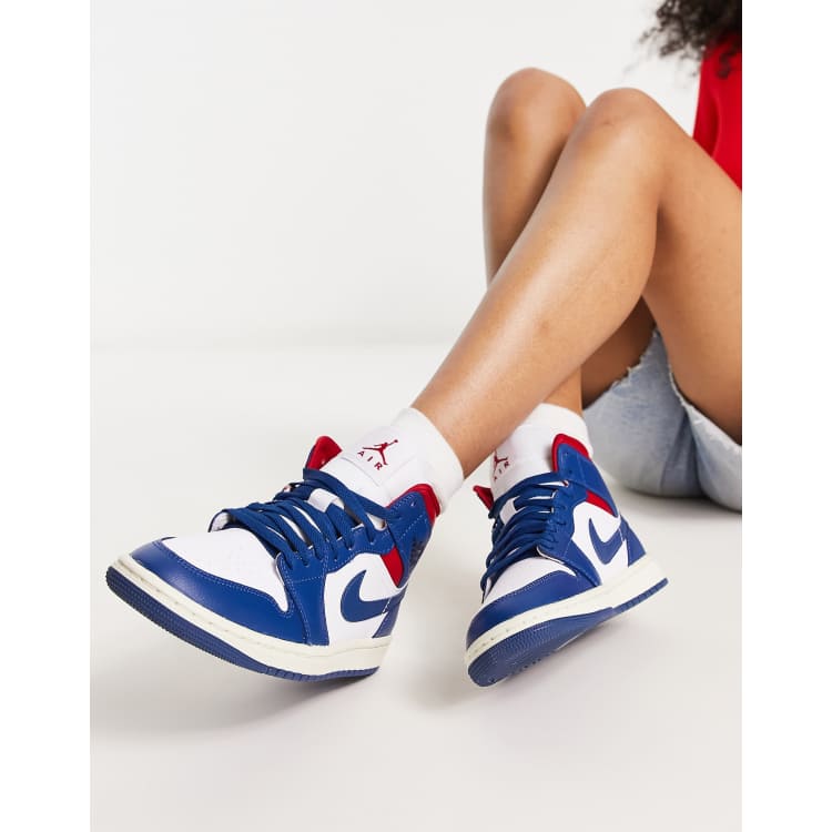 Nike Jordan Air 1 Mid sneakers in white and blue | ASOS