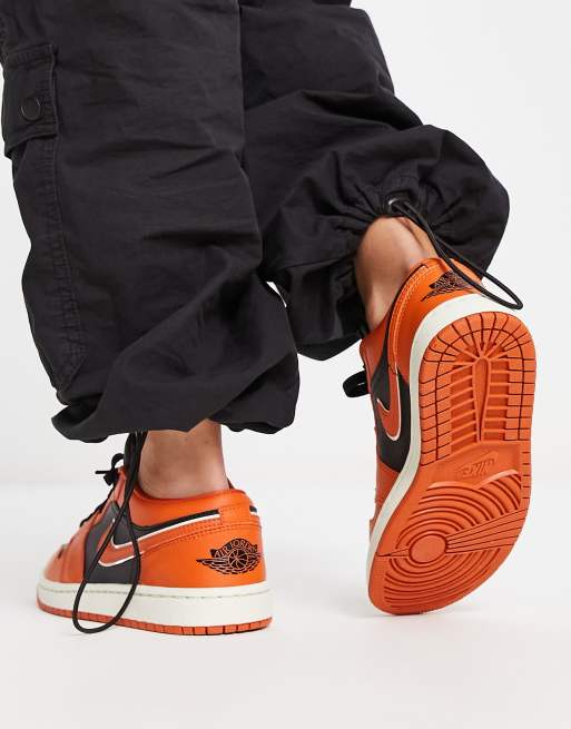 Air jordan basse orange hot sale