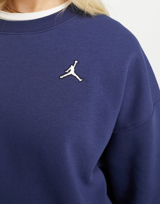 https://images.asos-media.com/products/nike-jordan-brooklyn-fleece-crew-neck-sweatshirt-in-navy/203333012-3?$n_550w$&wid=550&fit=constrain
