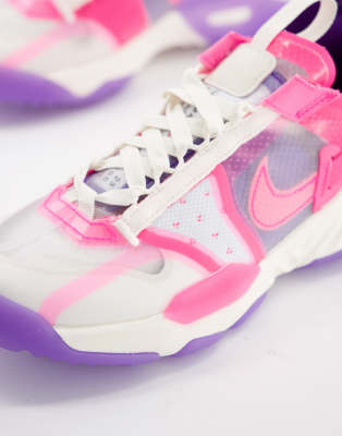 delta breathe sneaker