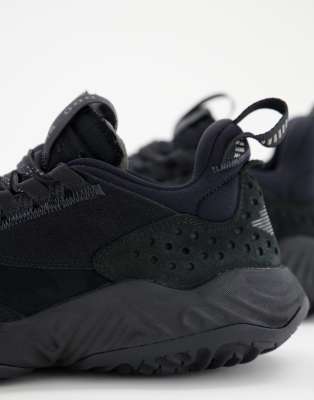 nike jordan black trainers