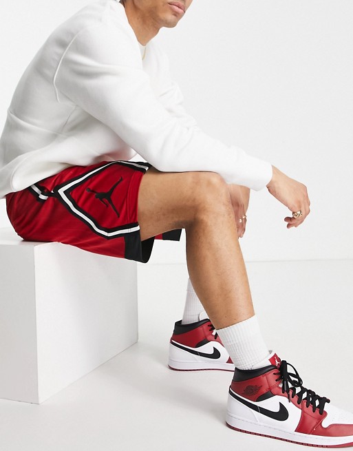 Nike Jordan Diamond shorts in red