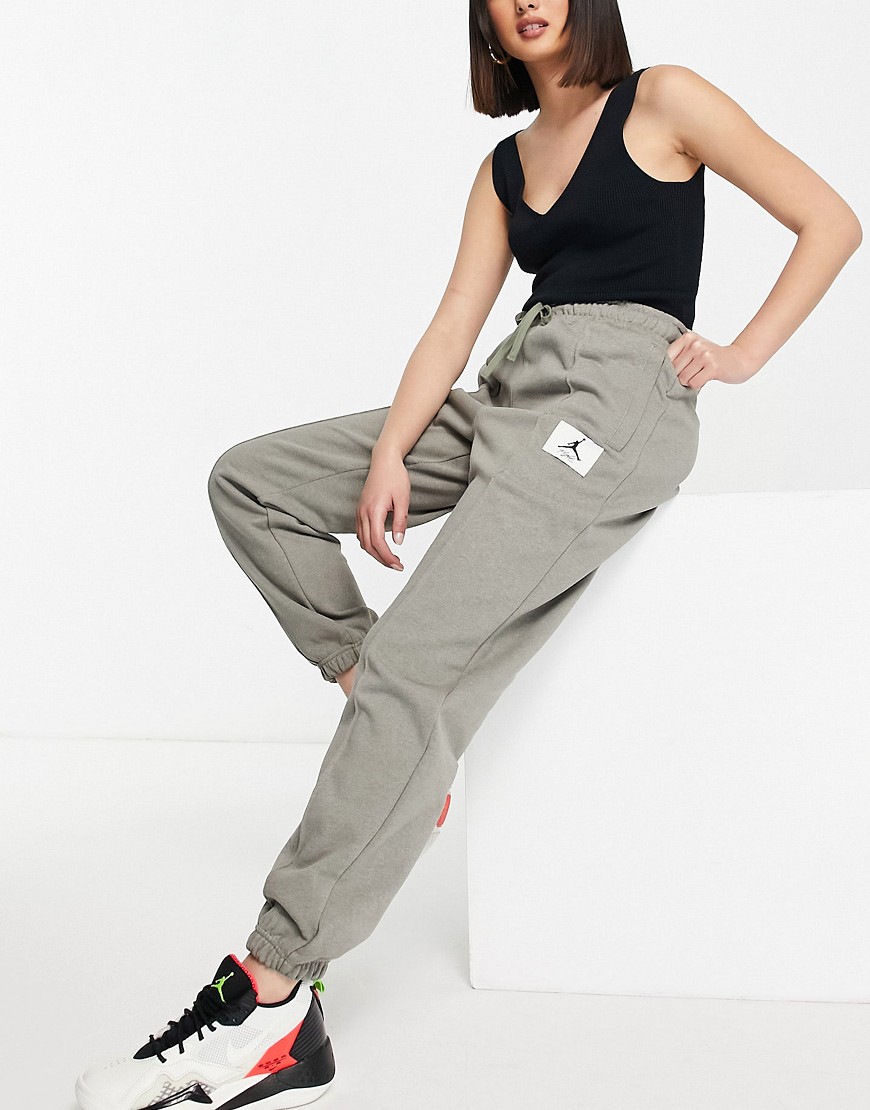 Nike Jordan Essentials cuffed fleece sweatpants in dusty khaki-Green