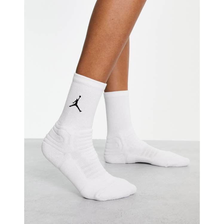 Flight Crew Basketball socks in white | ASOS