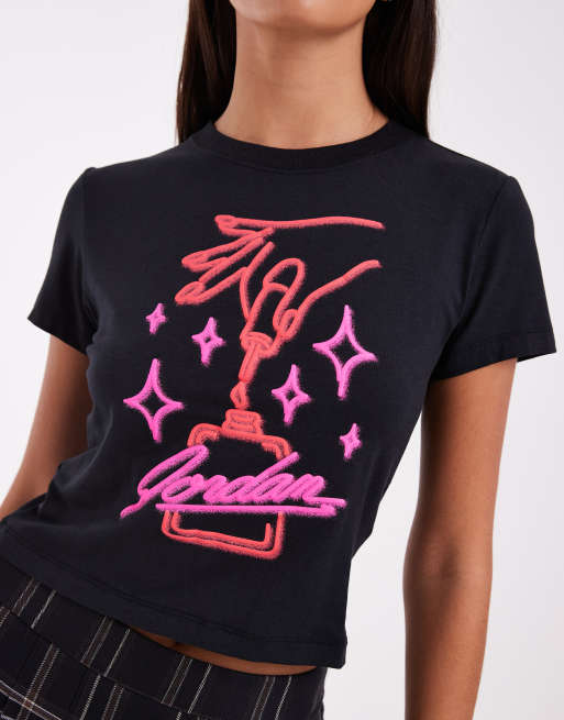 Nike Jordan graphic T-shirt in black and pink, 3 of 4
