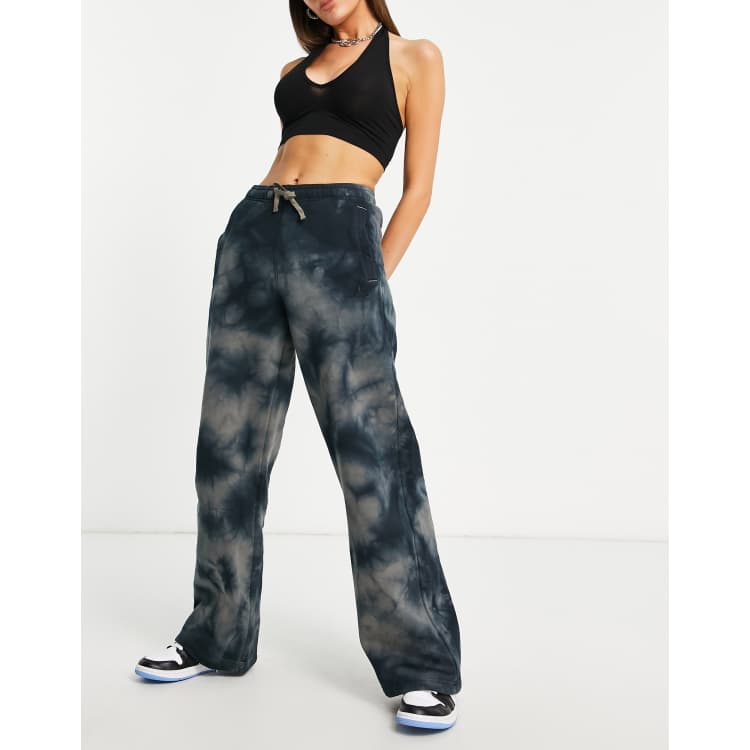 Nike tie dye sweatsuit top