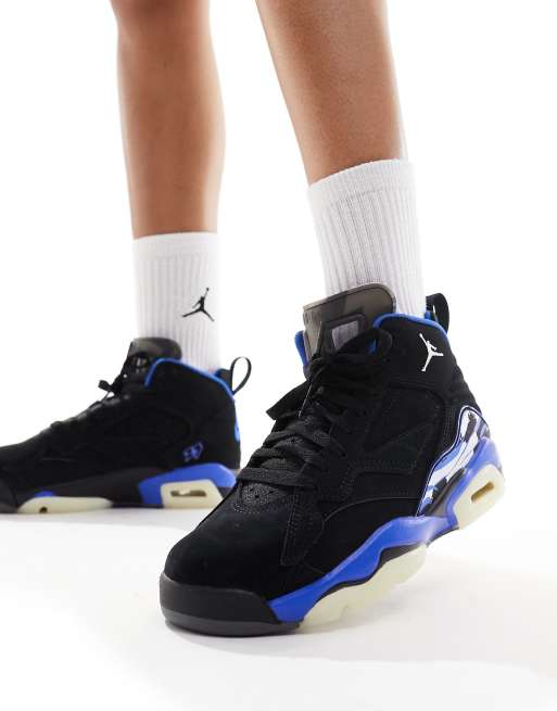 Black jordans best sale with blue