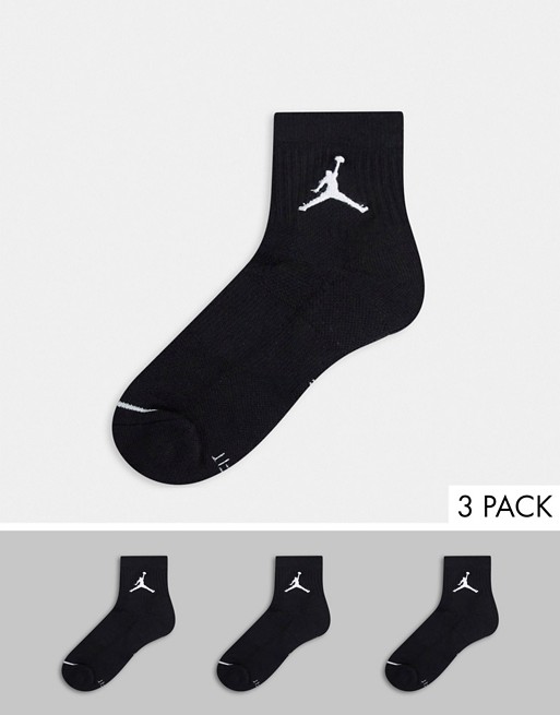 Nike Jordan Jumpman logo 3 pack quarter socks in black | ASOS