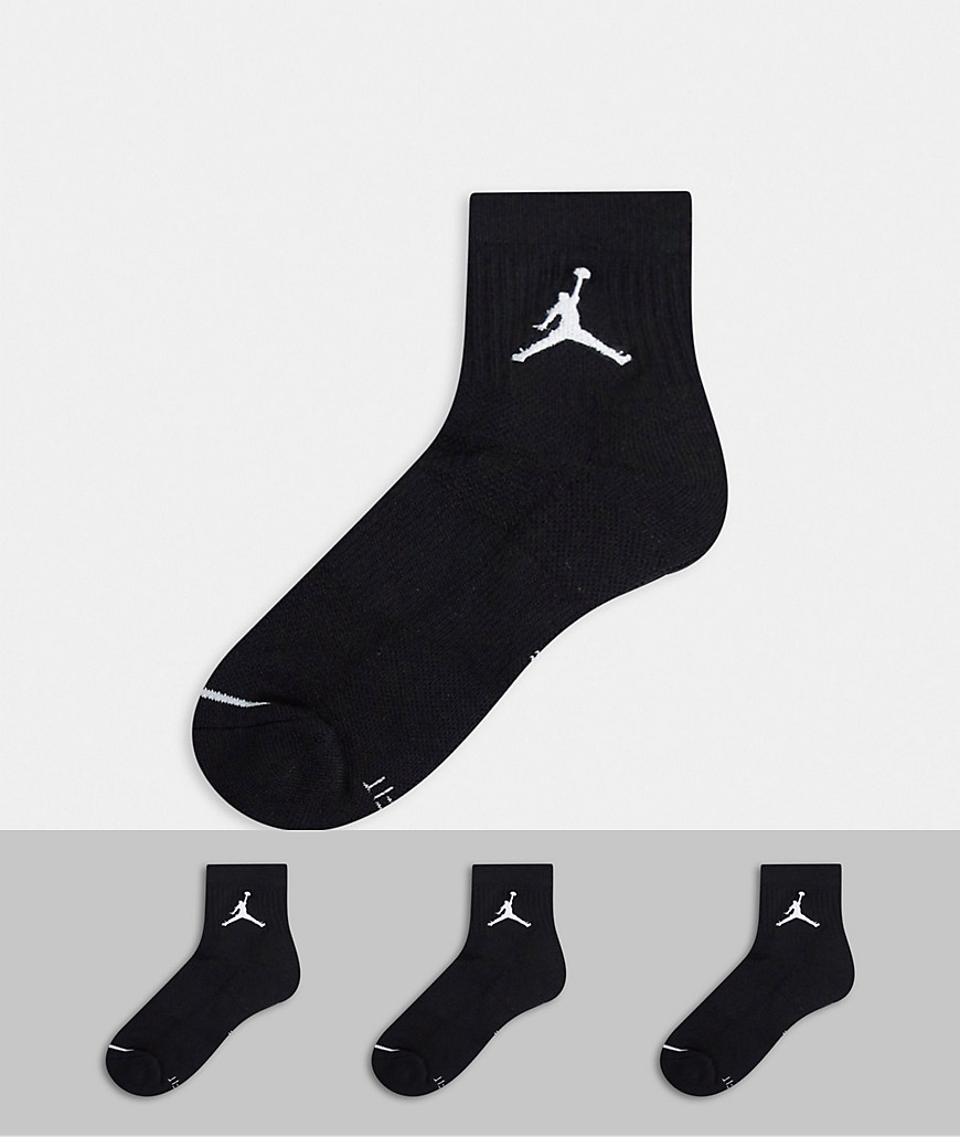 Nike Jordan Jumpman logo 3 pack quarter socks in black