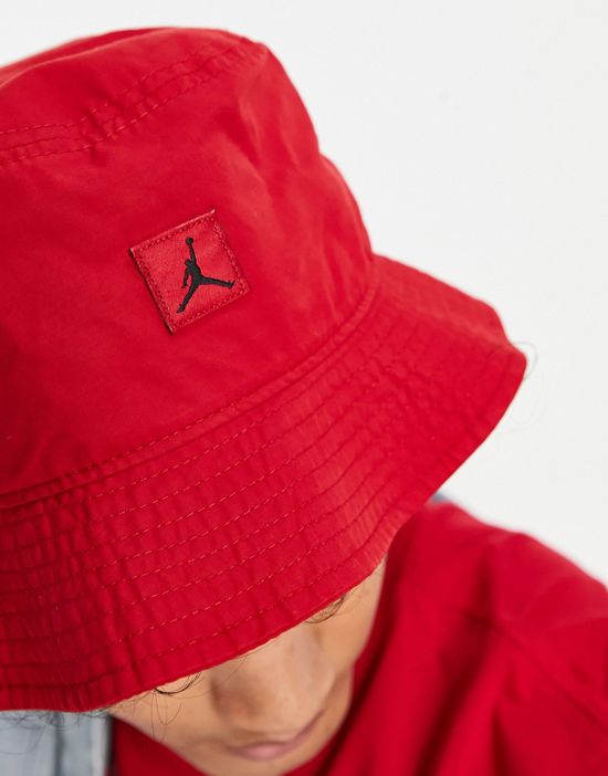 https://images.asos-media.com/products/nike-jordan-jumpman-washed-bucket-hat-in-red/202408582-3?$n_550w$&wid=550&fit=constrain