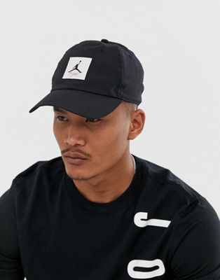 Nike Jordan Legacy Flight cap in black 