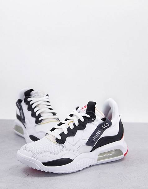 Nike Jordan MA2 sneakers in white