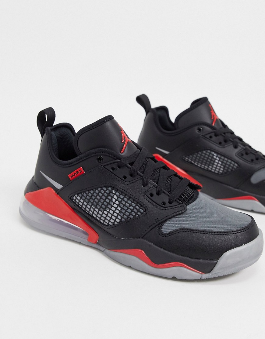Nike Jordan Mars 270 low trainers in black/metallic silver