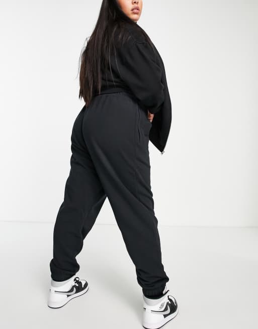 Plus Sweats - Black