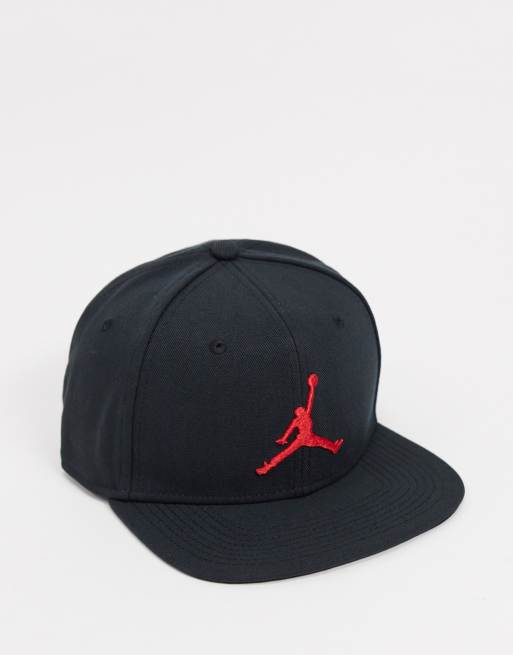 Cappello jordan nero store e rosso