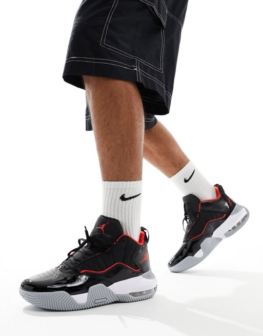 Nike - Jordan Stay Loyal - Sorte og røde sneakers