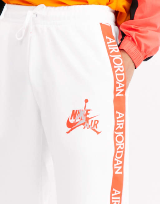 Nike Jordan Weisse Jogginghose Mit Seitenstreifen Asos