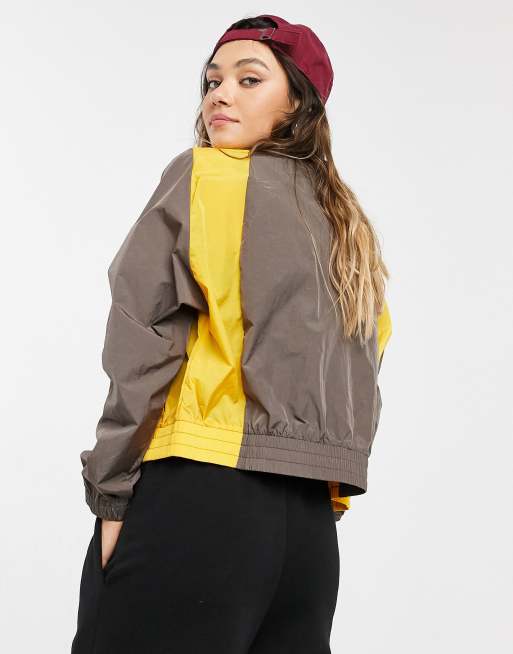 Nike woven on sale colorblock jacket