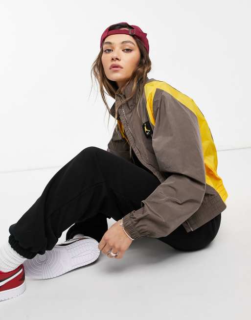 Nike woven colorblock jacket deals