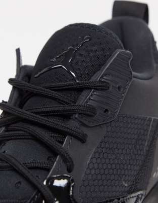 jordan zoom black