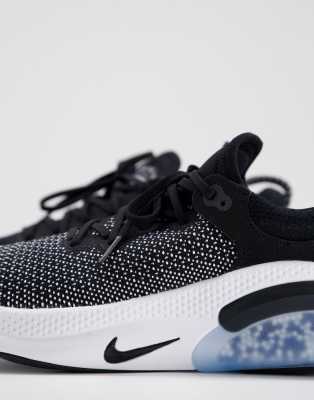 Nike Joyride Run Flyknit trainers in 