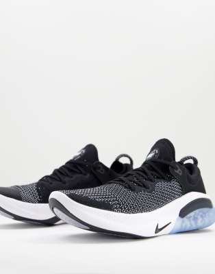nike joyride run black and white